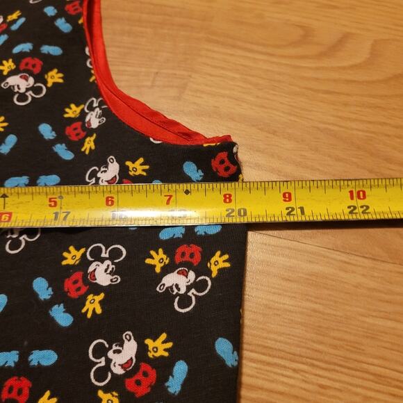 Vtg 90s Disney Mickey Mouse Red Black Vest M/L Satin USA Made Unisex - Picture 5 of 8